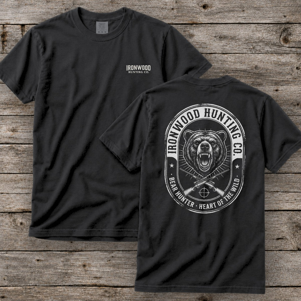 Vintage Oval Badge Bear Hunting T-Shirt